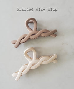 Neutral Claw Clip